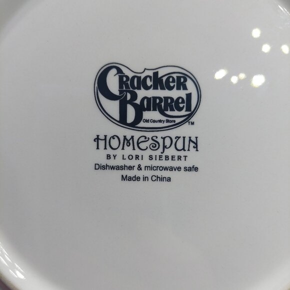 2 Cracker Barrel Homespun Lori Siebert 8" Salad Plates Christmas Heart & House - Picture 6 of 6